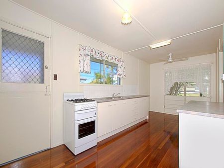 The Perfect Family Home! - Photo 4