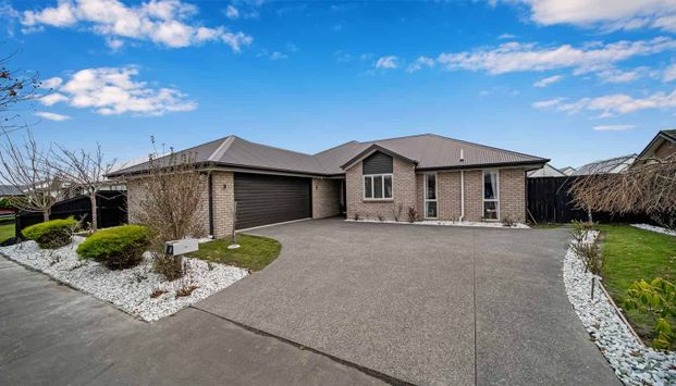 10 Murphys Road - Photo 1