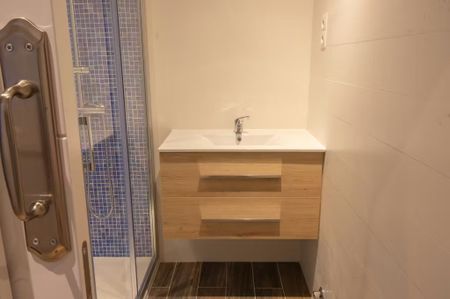 Calle de Jesús y María, Madrid, Community of Madrid 28012 - Photo 4