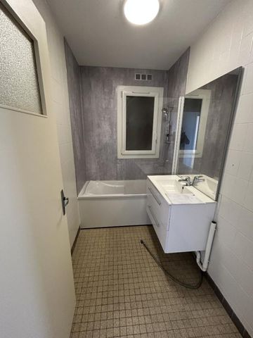 Appartement T4 à louer - 71 m² - Photo 4
