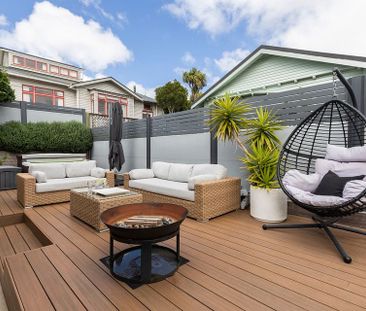 Furnished 4BR Karori home with garage & spa pool - Photo 3