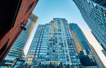 For Lease - 24 Wellesley Street Unit# 1113, Toronto, Ontario - Photo 4
