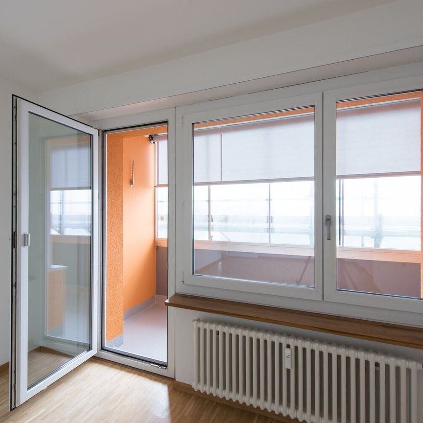 Charmant appartement rénové de 3 pièces - Foto 1