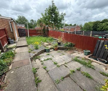 3 bedroom terraced house to rent - Photo 5