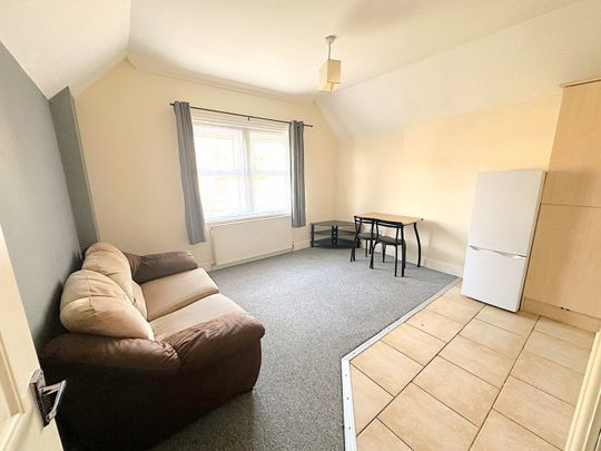 A 1 Bedroom Flat Instruction to Let in St Leonards-on-Sea - Photo 1