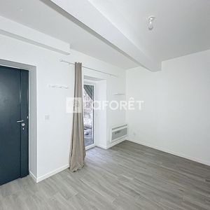 Apartment - Photo 2