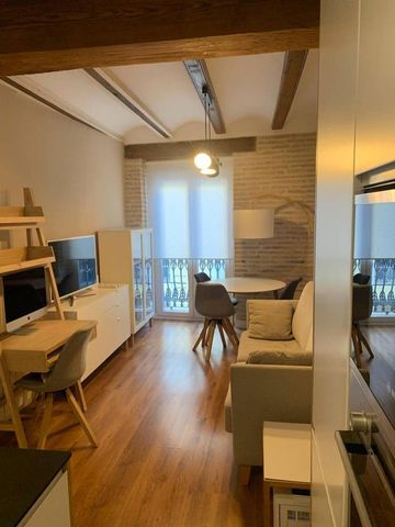 2 room luxury Apartment for rent in Valencia, Spain - Photo 3