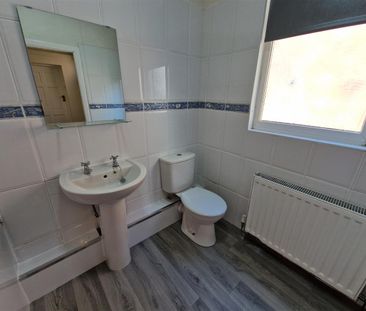 2 bed flat to rent in Cartington Terrace, Heaton, NE6 - Photo 6