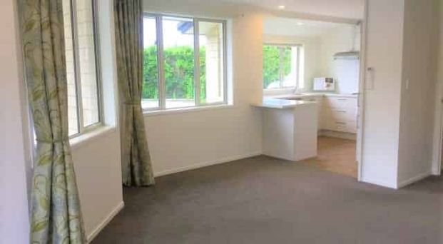 Delightful Two + Bedroom Home in a Quiet Greerton Street - Photo 1