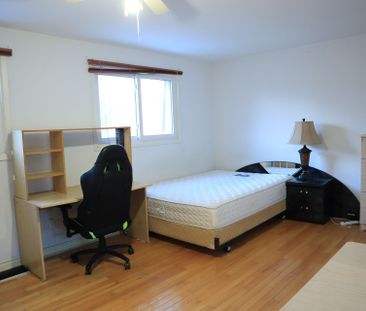 For Lease - 19 Bards Walk Way Unit# Master Room, Toronto, Ontario - Photo 2