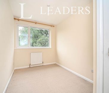 3 bedroom terraced house to rent - Photo 4