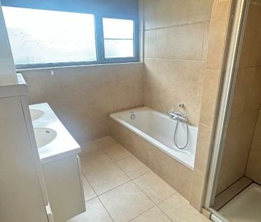Appartement te huur in Roeselare voor € 740 met 3 slaapkamers - Foto 1
