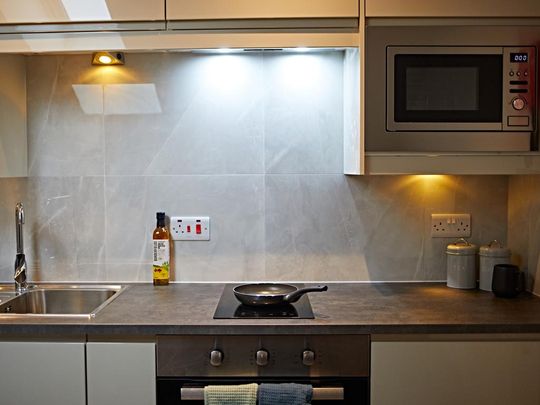 Studio to rent - Photo 1