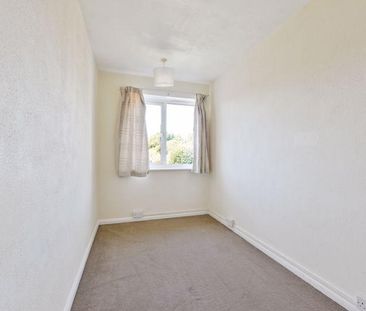 4 bedroom terraced house to rent - Photo 4