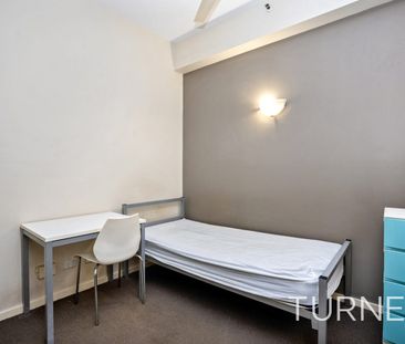 Fully Furnished 3 Bedroom Apartment in the Heart of Adelaide - Photo 4