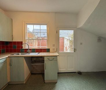 3 bedroom terraced house to rent - Photo 1