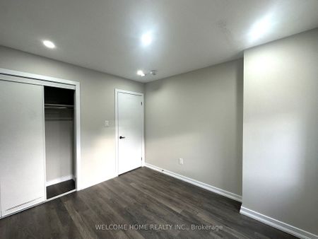 Townhouse For Lease | W8139324 - Photo 4