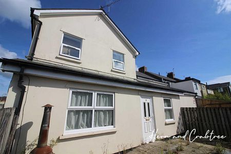 South Glamorgan, 8 Waungron Road, CF5 2JJ, Cardiff - Photo 3