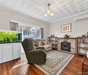 Well Presented Street Front Home! - Photo 2