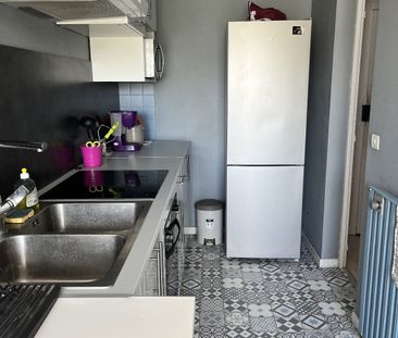 Location Appartement 5 pièces 72m² TALENCE 33400 - Photo 3