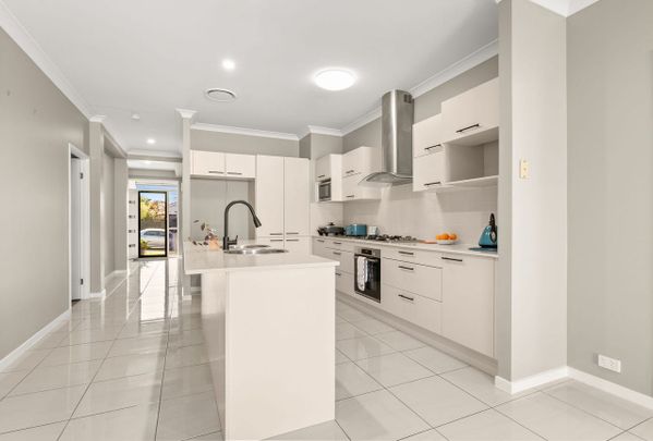 38 Couples Street, North Lakes QLD 4509 - House For Rent | Domain - Photo 1