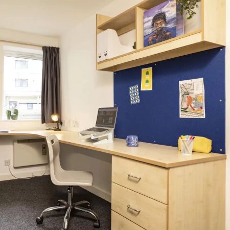 Silver Plus Ensuite - Photo 4