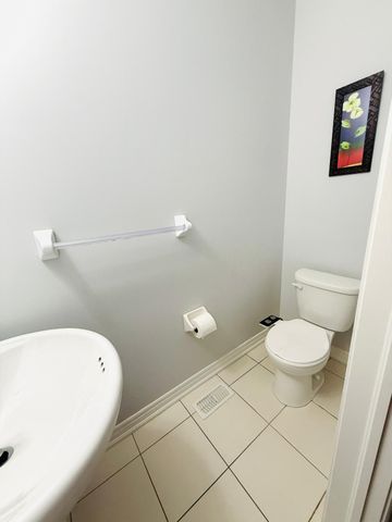 For Lease - 47 Crumlin Crescent, Brampton, Ontario - Photo 4