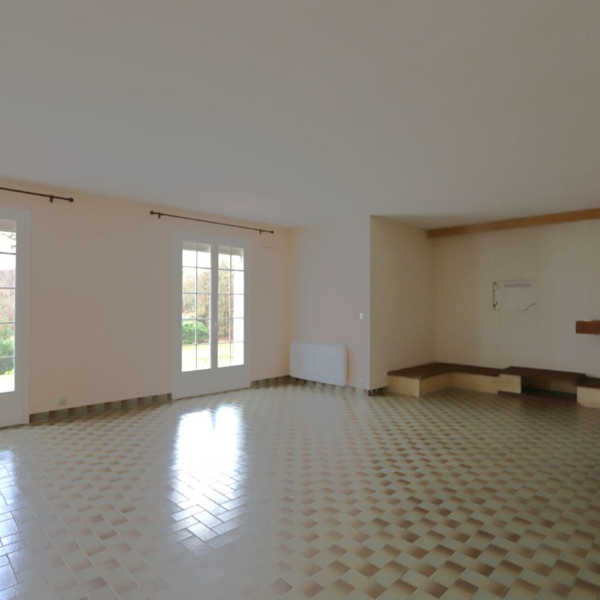 Maison T6 Les Mesnuls à louer - Photo 1