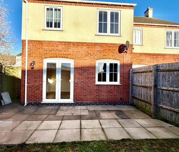 3 bedroom semi-detached house to rent - Photo 6