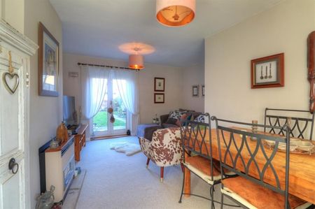 3 BED Terraced House To rent - Photo 3