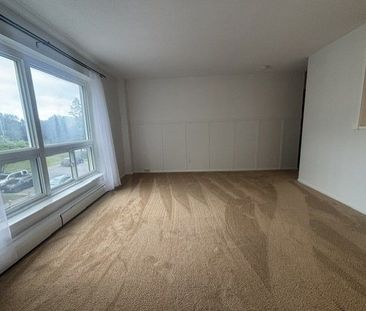 For Lease - 47 Sumac Street Unit# 14, Beacon Hill North - South and... - Photo 3