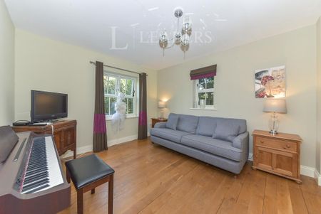 5 bedroom house to rent - Photo 2