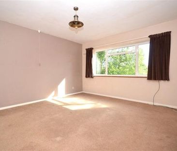 4 bedroom bungalow to rent - Photo 3