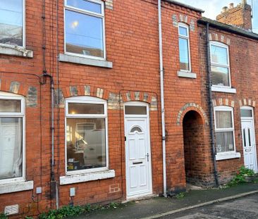 3 bed terraced to rent on Riddings, Alfred Street, DE55 - Photo 1