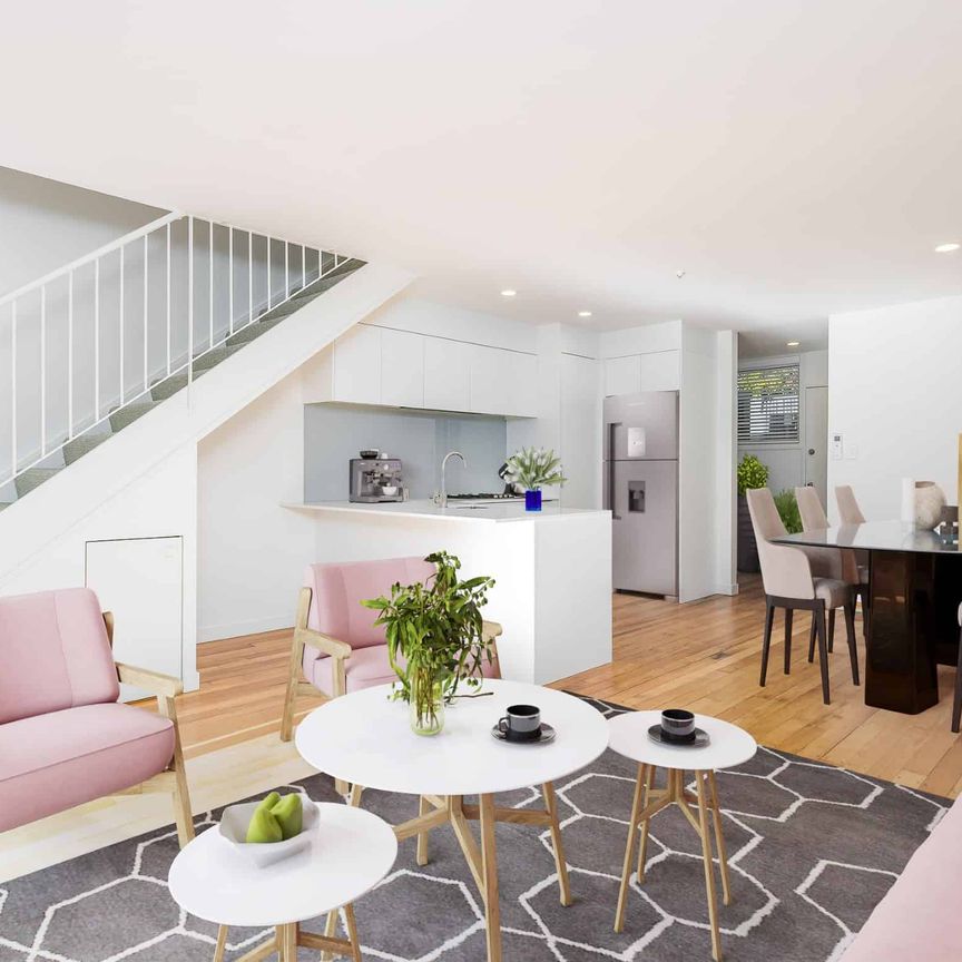 PARNELL TOWNHOUSE - Photo 1