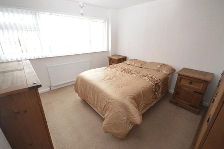 3 bedroom semi-detached house to rent - Photo 4