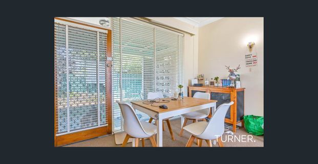 3 Bedroom home in a great location - Photo 1