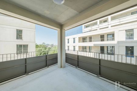 Rental Apartment Bordeaux Saint-Jean - Photo 3