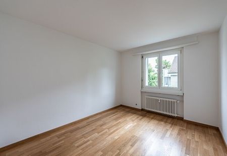 A modern and tax-advantaged home in the popular town of Bottmingen - Foto 3