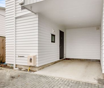 Beautiful 3 Bedroom New Lynn Home - Photo 1