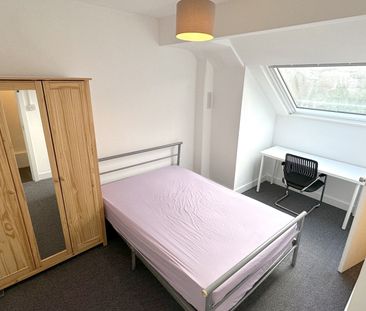 Cecil Square, - Photo 2