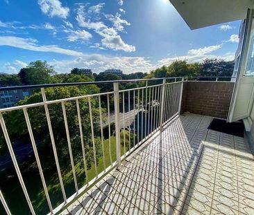 Bourne Pines, Christchurch Road, Bournemouth, BH1 - Photo 1