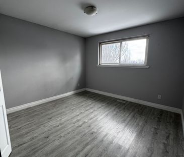 For Lease - 49 Doncaster Drive Unit# Upper, Brampton, Ontario - Photo 5