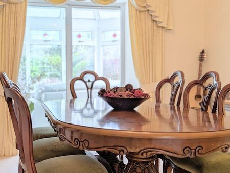 4 bedroom property to rent - Photo 5