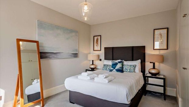 4 bedroom apartment to rent - Photo 1