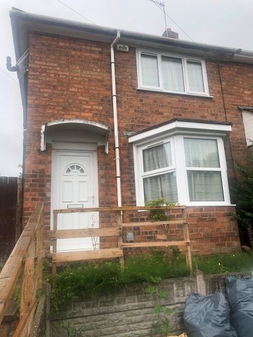 3 Bed End Terrace, Wash Lane, B25 - Photo 3