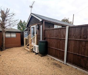 1 bedroom property to rent - Photo 4