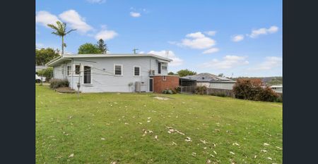 3 Bedroom Home - Photo 4