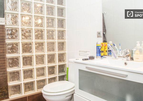 Mieszkanie na wynajem - 110 m² - 4 pokoje Barcelona Katalonia