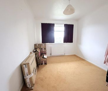 A 2 Bedroom Apartment Instruction to Let in Bexhill-on-Sea - Photo 2